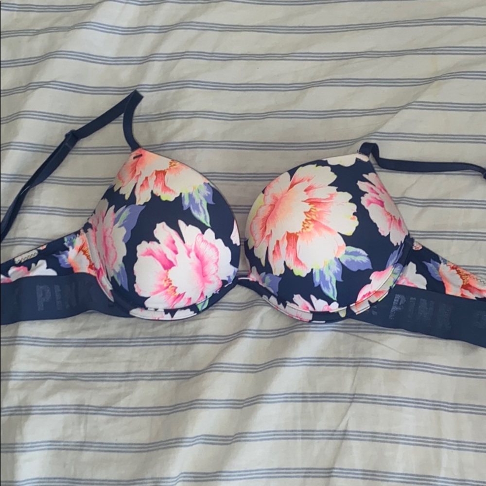 2FOR30 VS Pink Bra